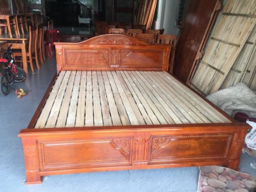 Giường gỗ Lim cao cấp TL1m80x2m